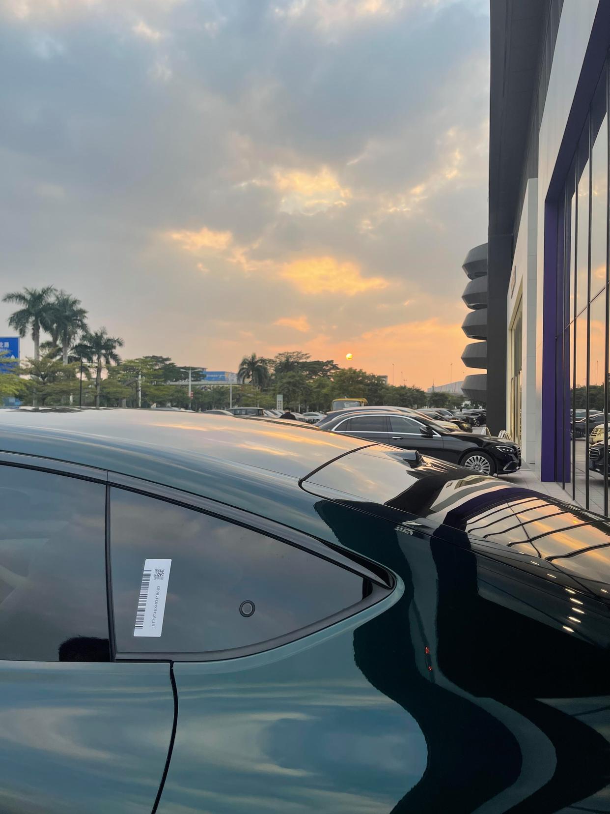 廣州汽車展廳設(shè)計 廣州汽車展廳設(shè)計